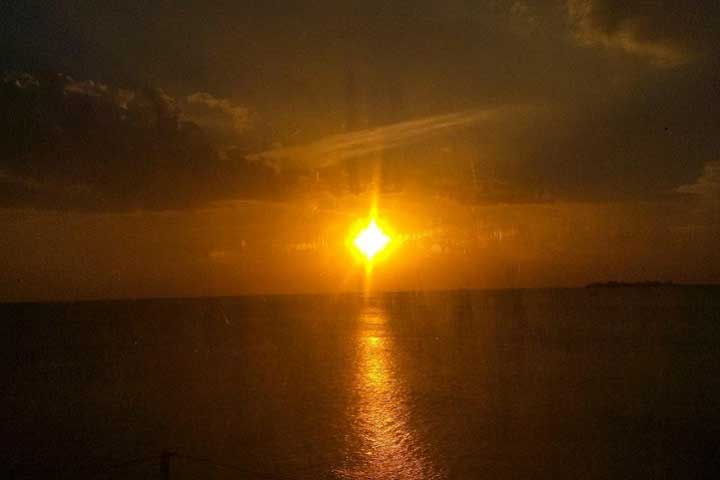 Pôr do Sol - Bate e Volta em Colônia del Sacramento - Uruguai
