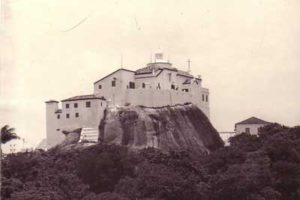 Foto antiga do Convento da Penha