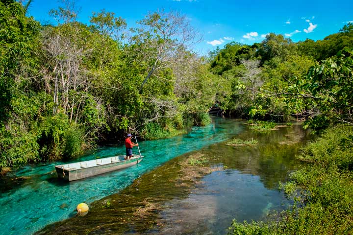 Lugares para viajar em maio - Bonito 