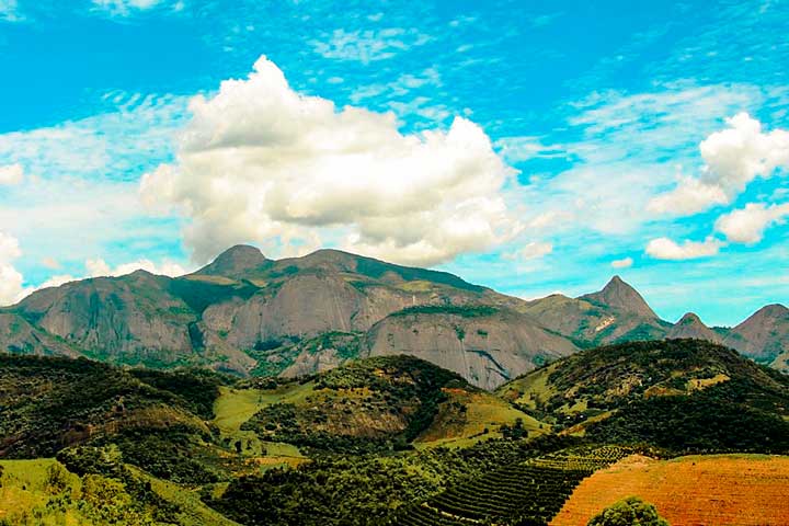 lugares para viajar em outubro