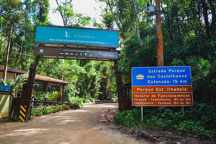 Estrada para Praia de Castelhanos em Ilhabela