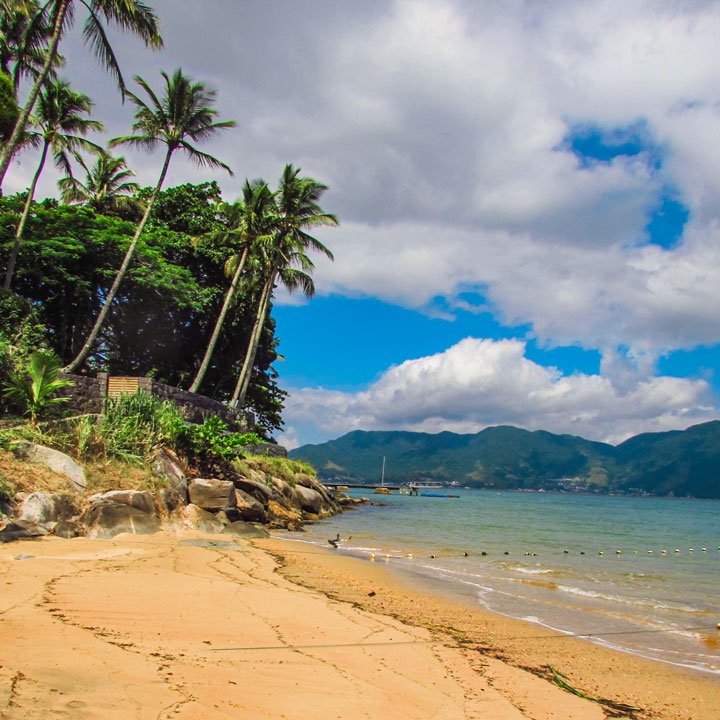 Praia da Armação em Ilhabela