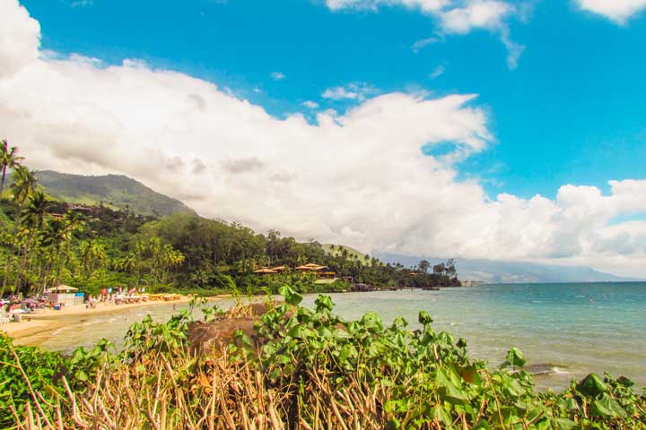 Praia da Pedra do Sino em Ilhabela