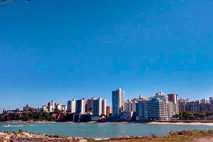 Praia da Areia Preta em Guaraparari