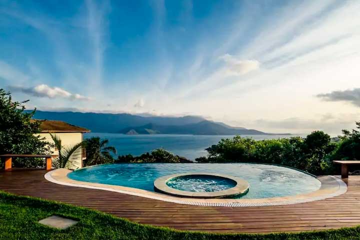 Airbnb com piscina aquecida - Praia do Curral
