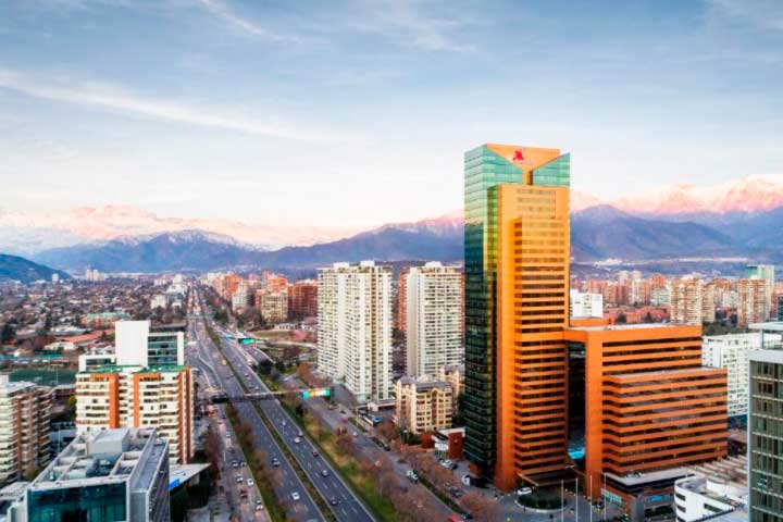 Hotel com vista para a Cordilheira dos Andes em Santiago