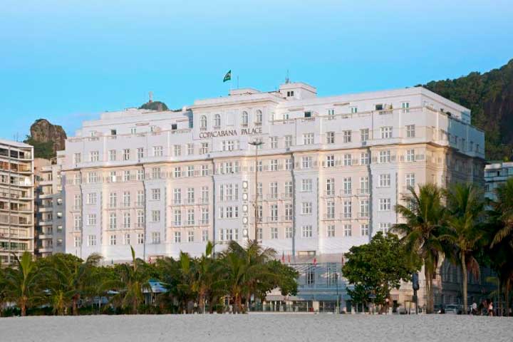 Hotel com vista para o mar em Copacabana no Rio de Janeiro - RJ