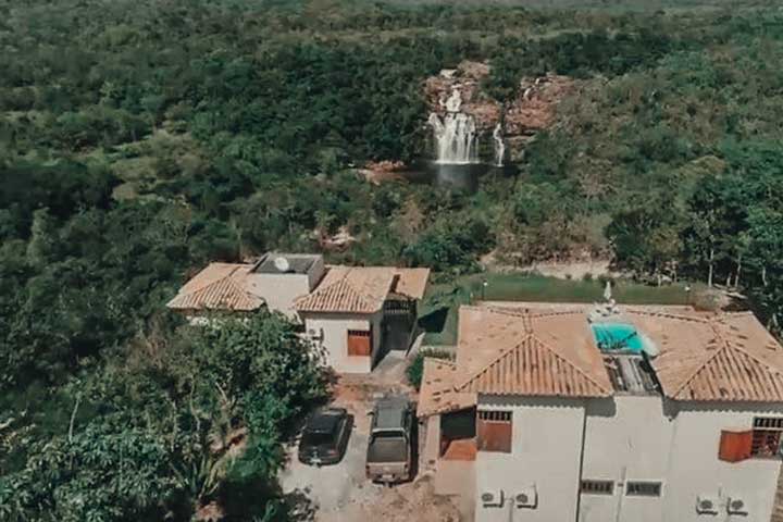 Pousadas com cachoeira