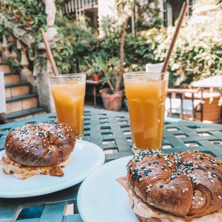 Cafés em Buenos Aires Atis Bar