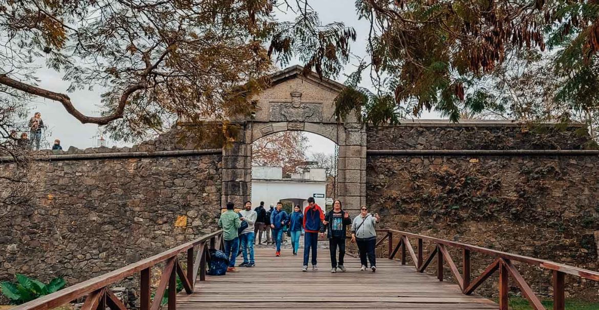 Portón del Campo em COlonia del Sacramento