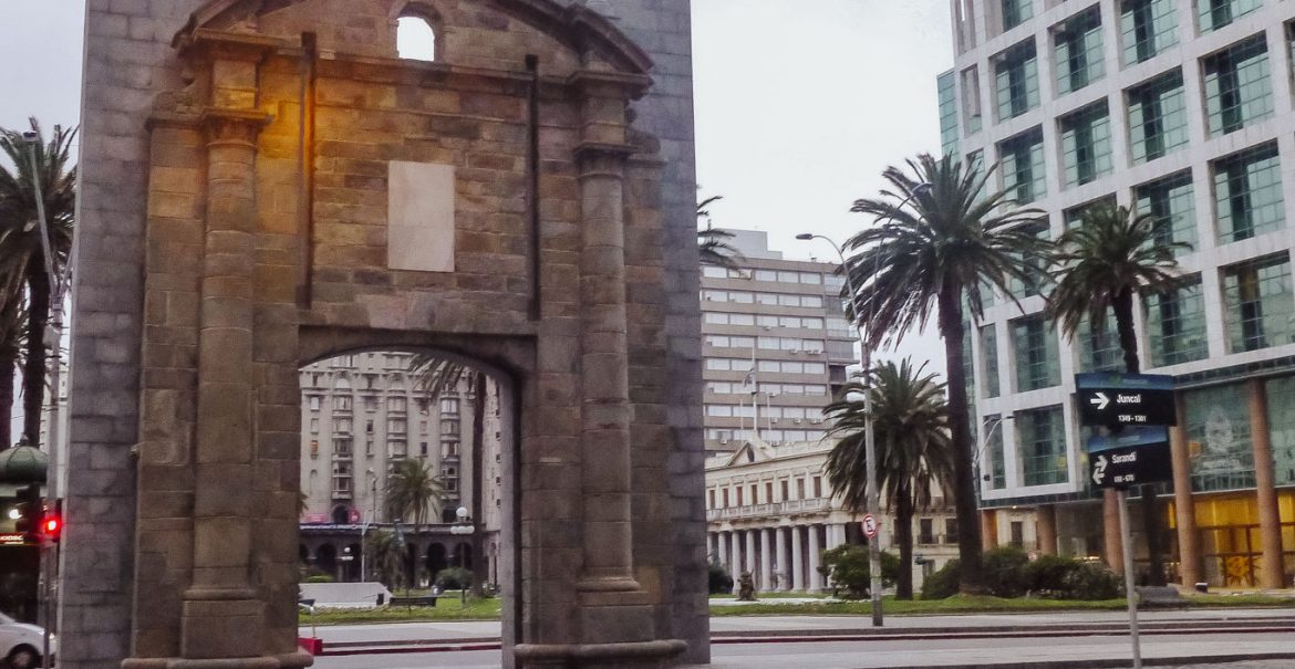 Puerta de la Ciudadela