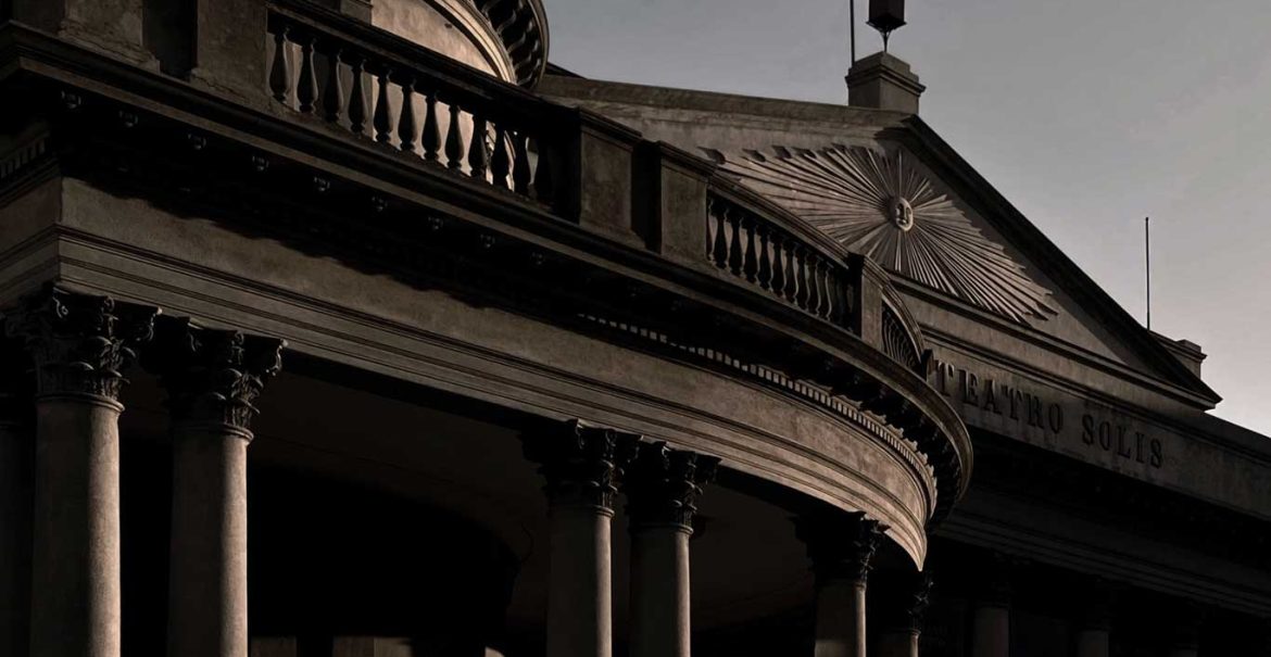 Teatro Solis, , um dos principais pontos turísticos de Montevidéu