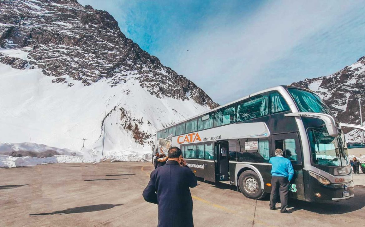 como ir de Mendoza para Santiago de ônibus