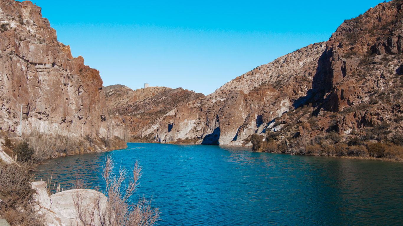 Imagem do Cañon del Atuel em Mendoza no mês de março