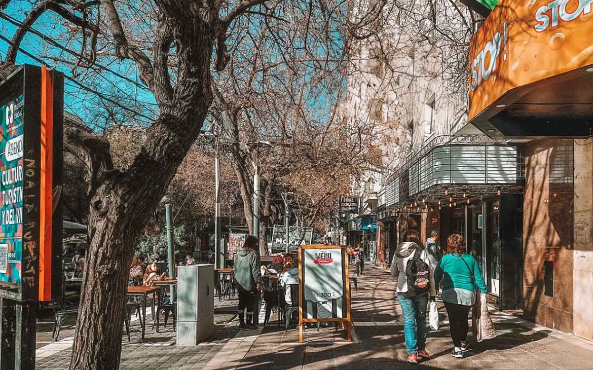 Peatonal Sarmiento em Mendoza